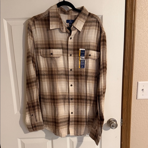 Goodfellow & Co Other - 2 men’s flannels size large